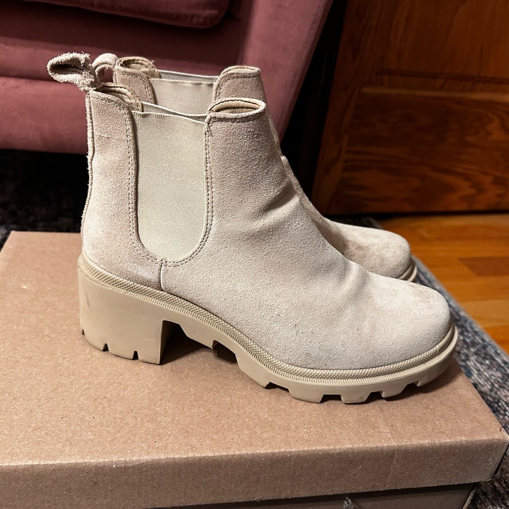 Steve Madden Light Beige Ankle Booties